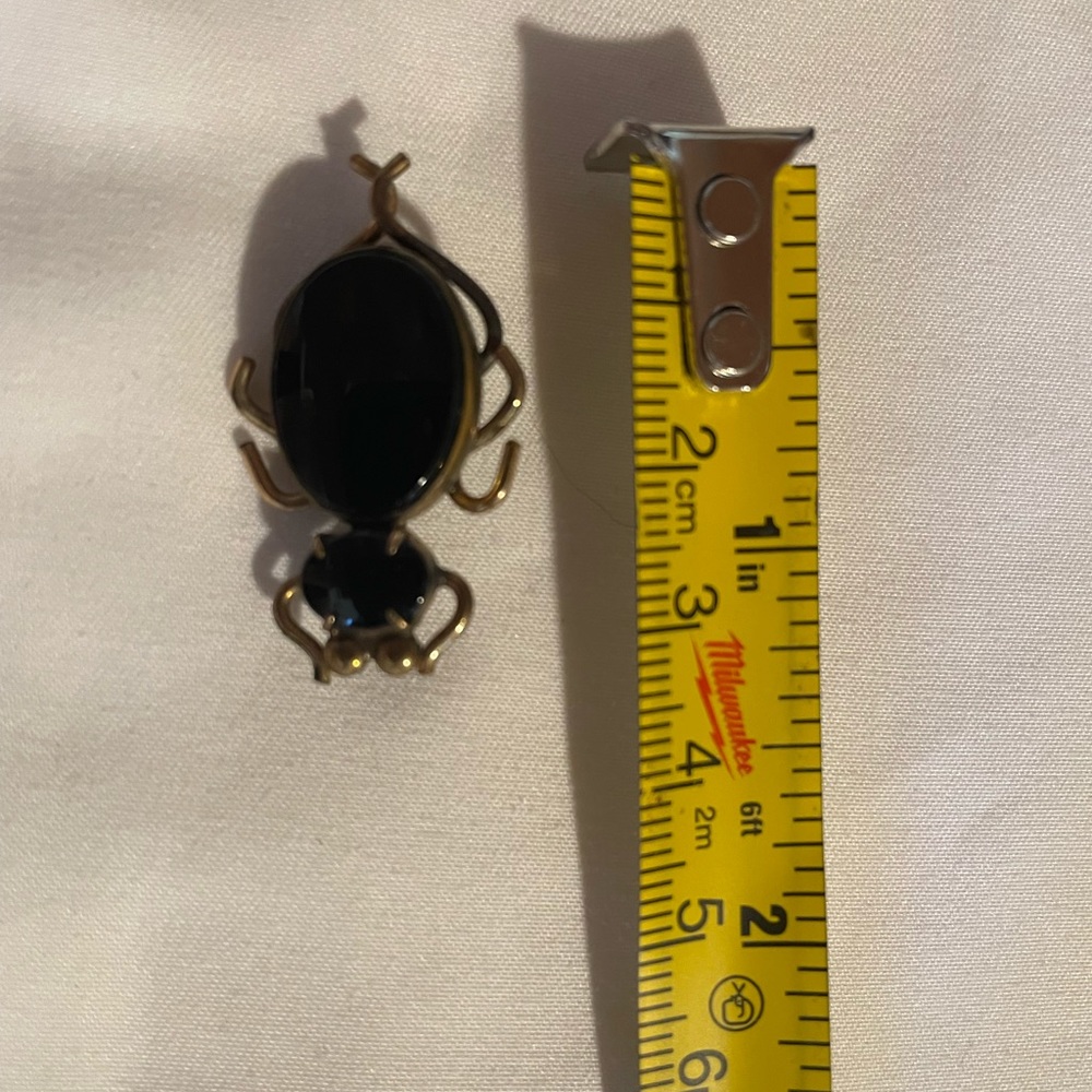 Vintage signed WE Richards 12k gold and black onyx beetle pin
